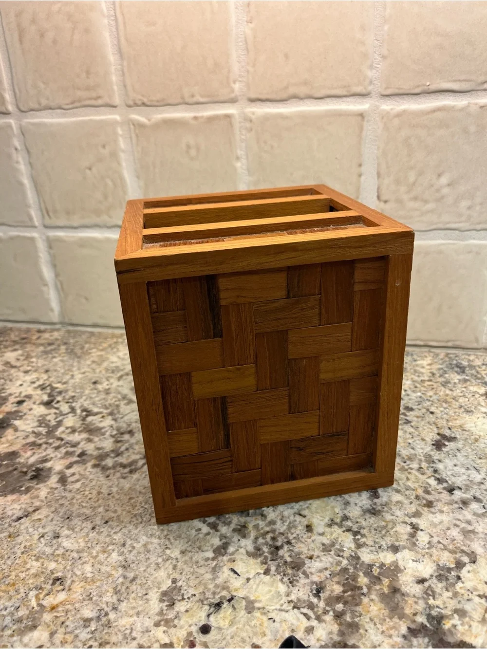 Vintage Wooden Woven pattern tissue box